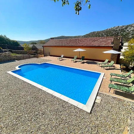Jadranka Villa *