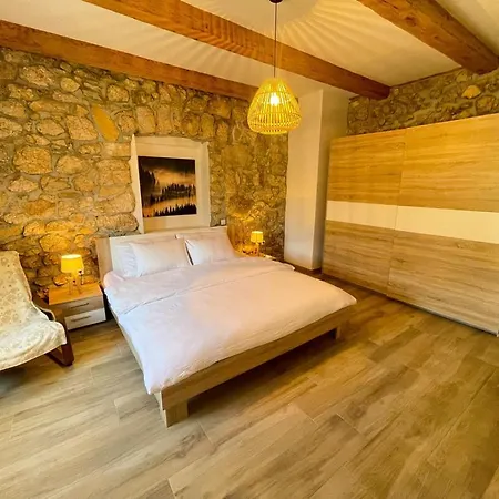 Vila Jadranka Drivenik